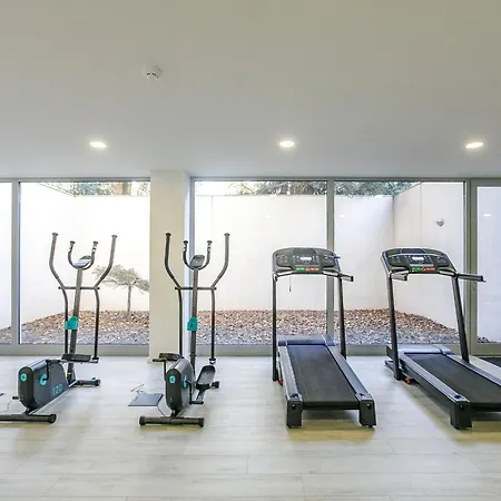 Apartment Modern Loft With Gym & Parking By Lovelystay
